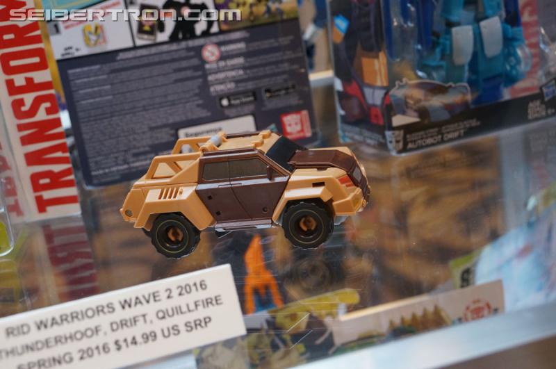 Botcon 2016: Hasbro Display: Robots In Disguise - Transformers Event: Robots In Disguise 058