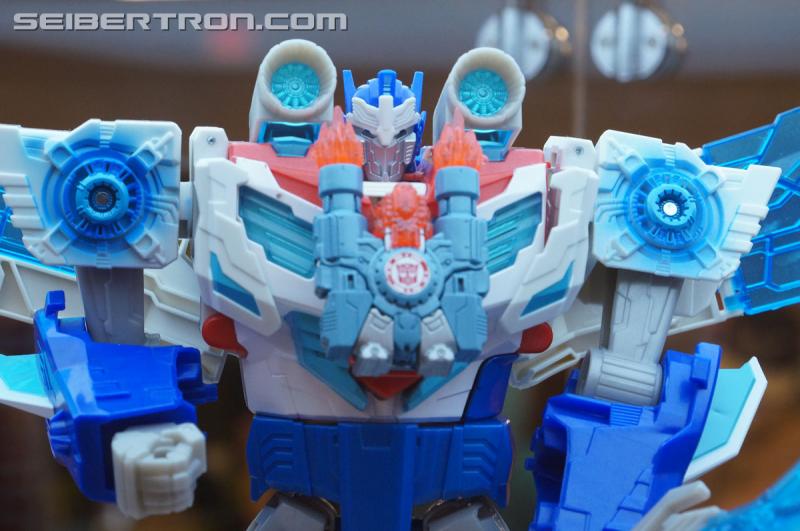 Transformers News: #BotCon2016 Hasbro Floor Display: Robots in Disguise Products Transformers News: #BotCon2016 Hasbro Floor Display: Robots in Disguise Products