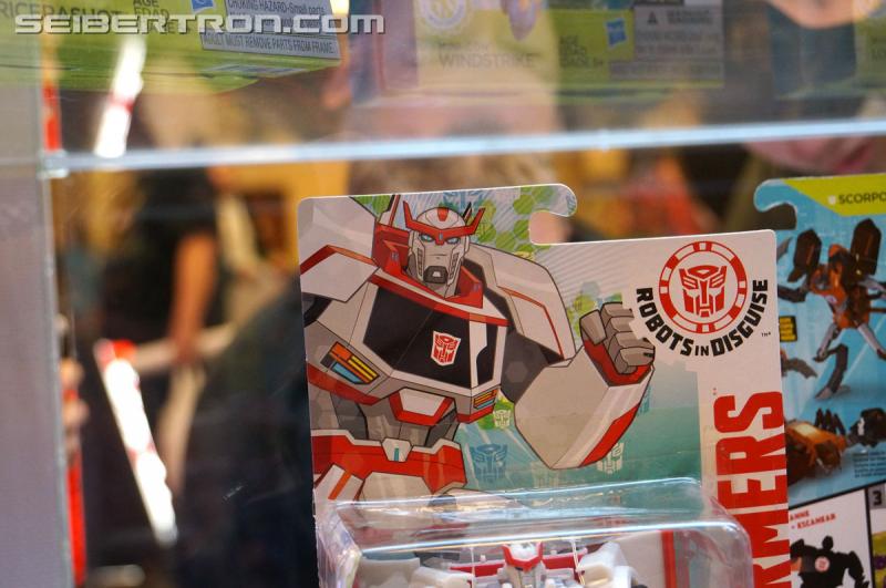 Botcon 2016: Hasbro Display: Robots In Disguise - Transformers Event: Robots In Disguise 073