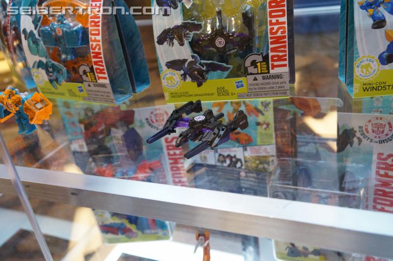 Botcon 2016: Hasbro Display: Robots In Disguise - Transformers Event: Robots In Disguise 077