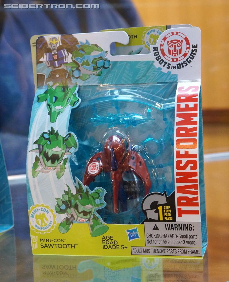 Botcon 2016: Hasbro Display: Robots In Disguise - Transformers Event: Robots In Disguise 081a