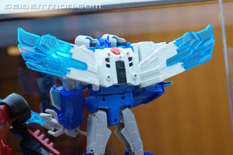 Botcon 2016: Hasbro Display: Robots In Disguise - Transformers Event: Robots In Disguise 091