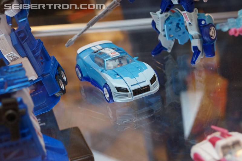 Botcon 2016: Hasbro Display: Platinum Edition Movie 30th Anniversary - Transformers Event: Platinum Edition 047
