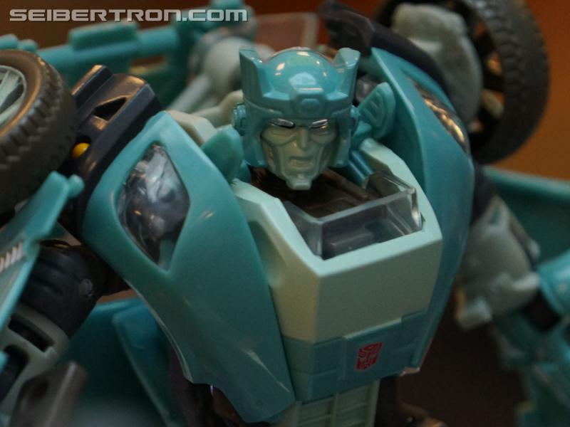 Botcon 2016: Hasbro Display: Platinum Edition Movie 30th Anniversary - Transformers Event: Platinum Edition 062a