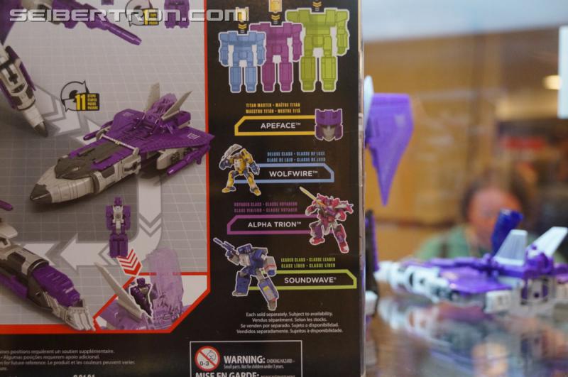 Botcon 2016: Hasbro Display: Titans Return - Transformers Event: Titans Return 008