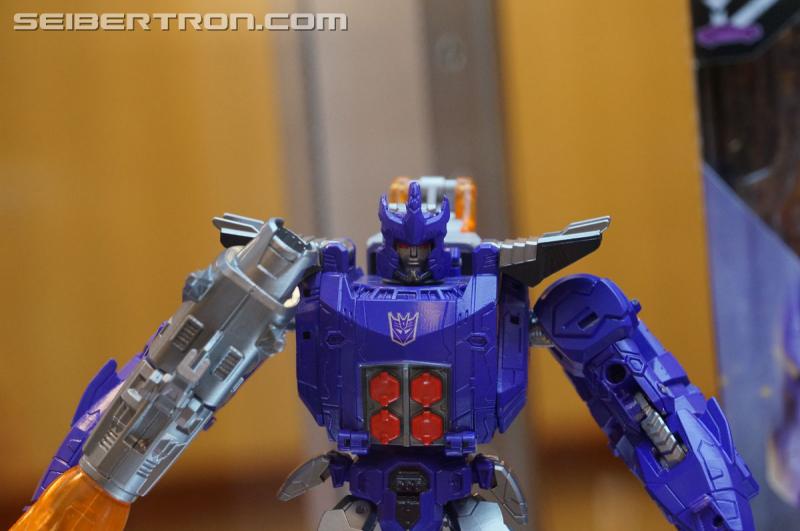 Botcon 2016: Hasbro Display: Titans Return - Transformers Event: Titans Return 042