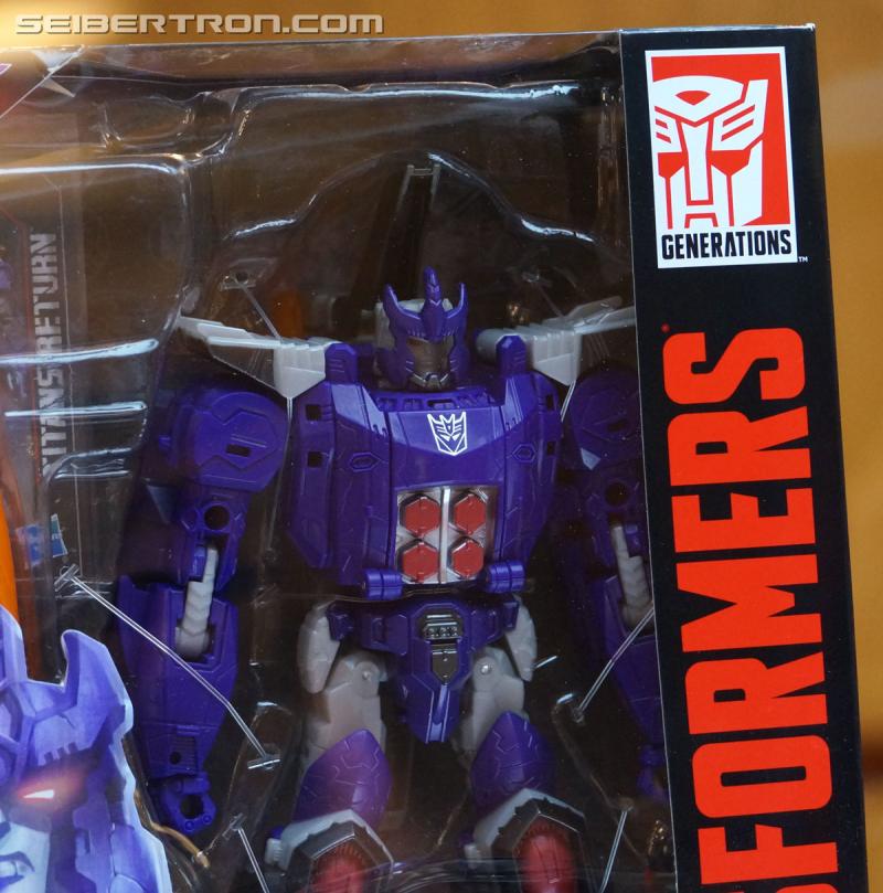 Botcon 2016: Hasbro Display: Titans Return - Transformers Event: Titans Return 046a