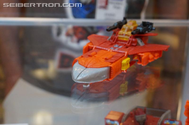 Botcon 2016: Hasbro Display: Titans Return - Transformers Event: Titans Return 051