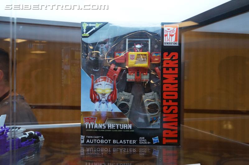 Botcon 2016: Hasbro Display: Titans Return - Transformers Event: Titans Return 052