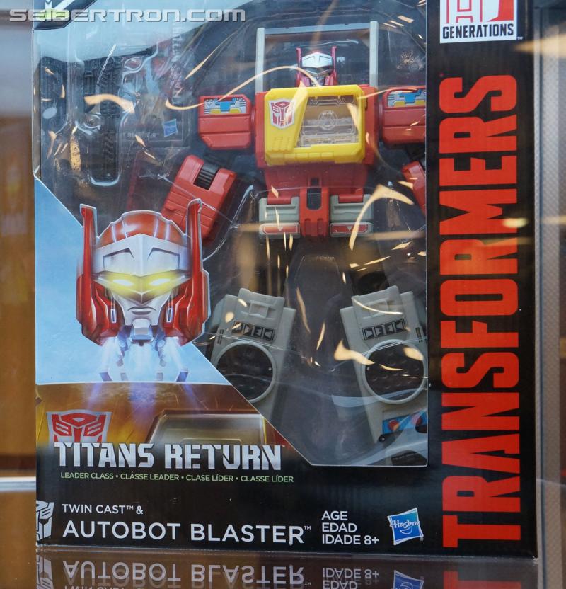 Botcon 2016: Hasbro Display: Titans Return - Transformers Event: Titans Return 053a