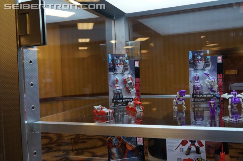 Botcon 2016: Hasbro Display: Titans Return - Transformers Event: Titans Return 064