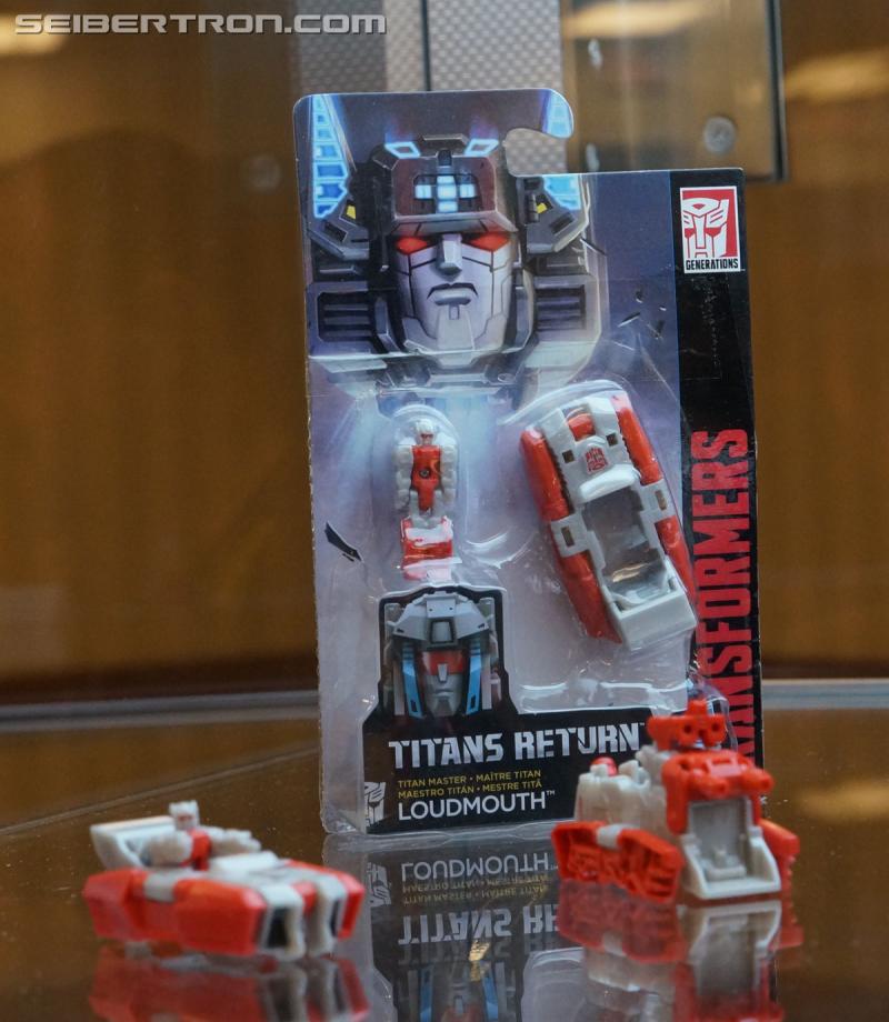 Botcon 2016: Hasbro Display: Titans Return - Transformers Event: Titans Return 065