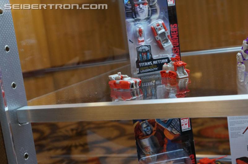 Botcon 2016: Hasbro Display: Titans Return - Transformers Event: Titans Return 067