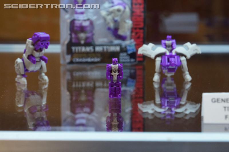 Botcon 2016: Hasbro Display: Titans Return - Transformers Event: Titans Return 070