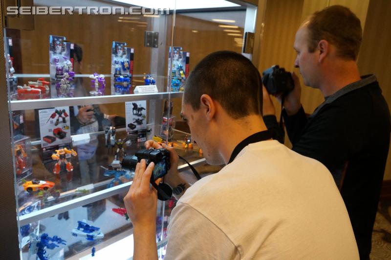 Botcon 2016: Hasbro Display: Titans Return - Transformers Event: Titans Return 073