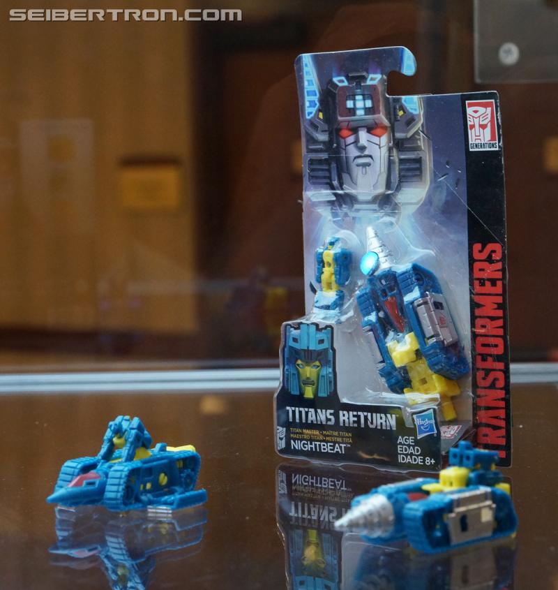 Botcon 2016: Hasbro Display: Titans Return - Transformers Event: Titans Return 078