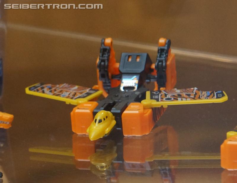 Botcon 2016: Hasbro Display: Titans Return - Transformers Event: Titans Return 084b