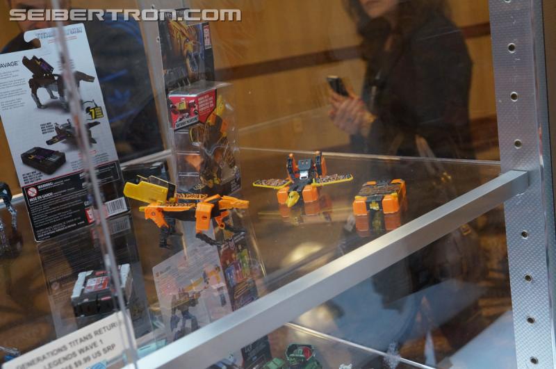 Botcon 2016: Hasbro Display: Titans Return - Transformers Event: Titans Return 085