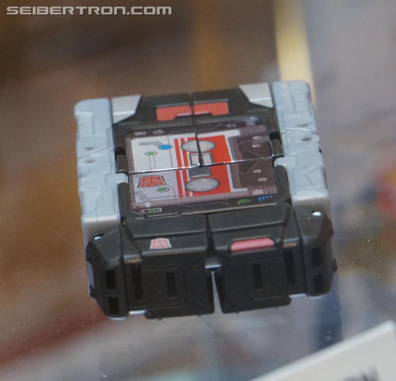 Botcon 2016: Hasbro Display: Titans Return - Transformers Event: Titans Return 087a