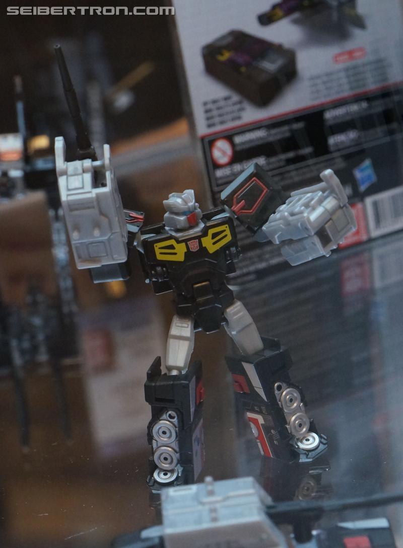 Botcon 2016: Hasbro Display: Titans Return - Transformers Event: Titans Return 089a