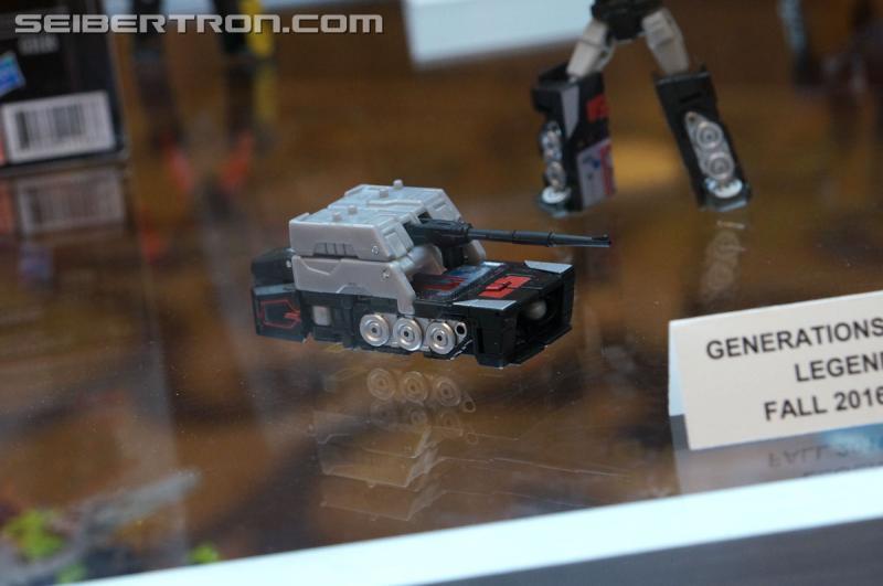 Botcon 2016: Hasbro Display: Titans Return - Transformers Event: Titans Return 093