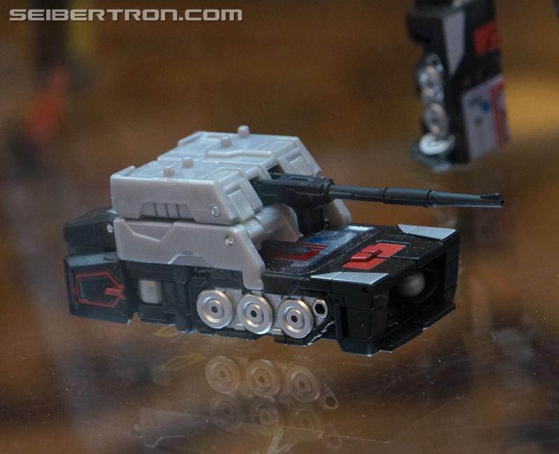 Botcon 2016: Hasbro Display: Titans Return - Transformers Event: Titans Return 093a