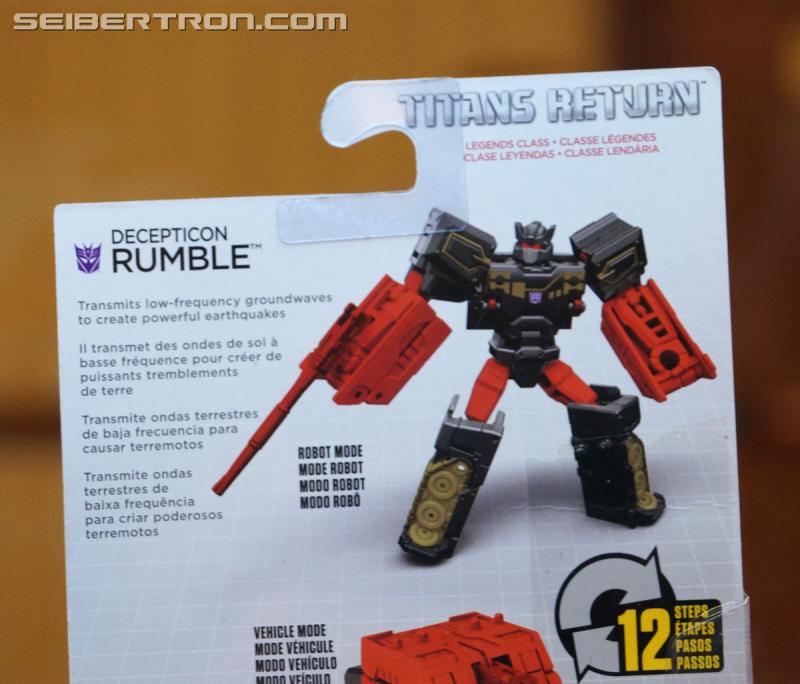Botcon 2016: Hasbro Display: Titans Return - Transformers Event: Titans Return 100