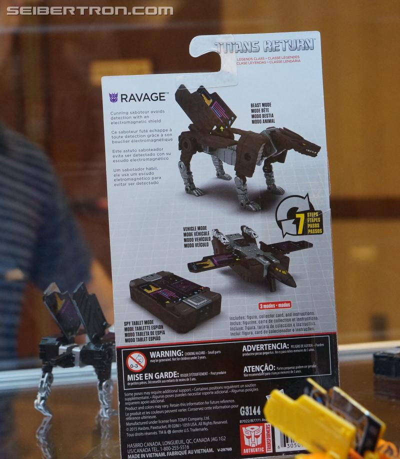 Botcon 2016: Hasbro Display: Titans Return - Transformers Event: Titans Return 102a