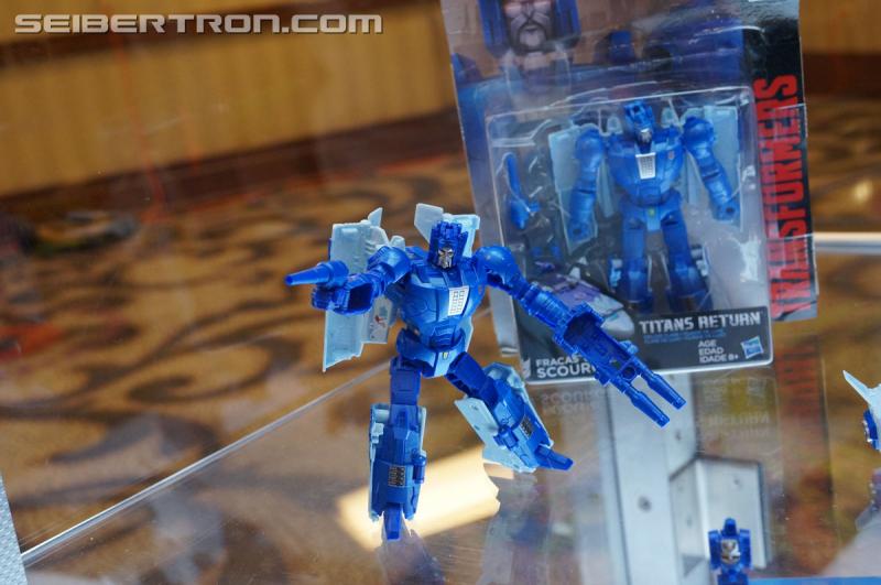 Botcon 2016: Hasbro Display: Titans Return - Transformers Event: Titans Return 104