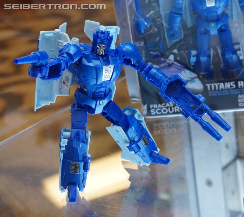 Botcon 2016: Hasbro Display: Titans Return - Transformers Event: Titans Return 104b