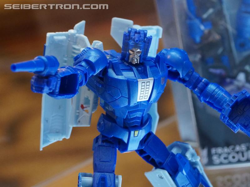 Botcon 2016: Hasbro Display: Titans Return - Transformers Event: Titans Return 105b