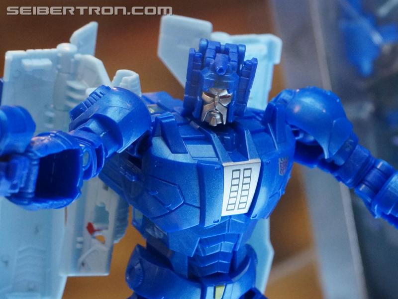 Botcon 2016: Hasbro Display: Titans Return - Transformers Event: Titans Return 105c