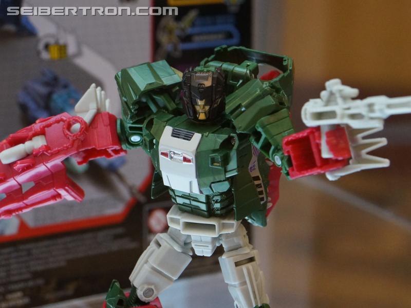 Botcon 2016: Hasbro Display: Titans Return - Transformers Event: Titans Return 111a