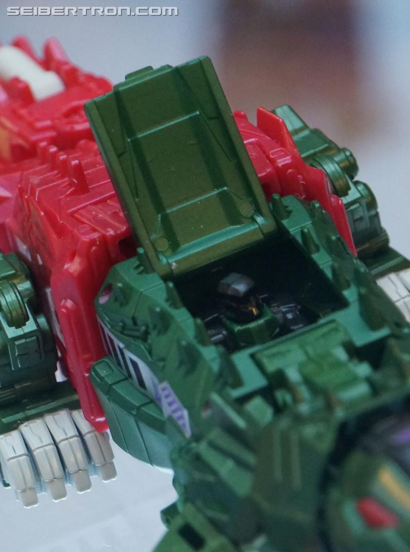 Botcon 2016: Hasbro Display: Titans Return - Transformers Event: Titans Return 114a