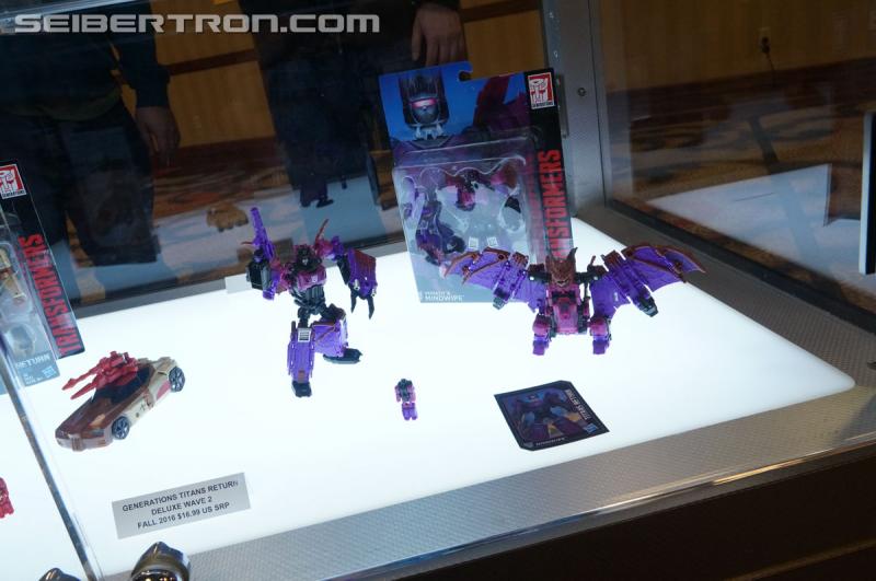 Botcon 2016: Hasbro Display: Titans Return - Transformers Event: Titans Return 120