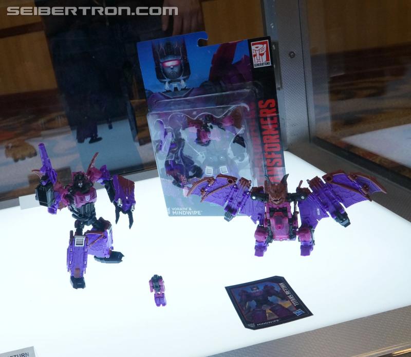 Botcon 2016: Hasbro Display: Titans Return - Transformers Event: Titans Return 120a