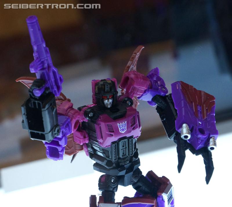Botcon 2016: Hasbro Display: Titans Return - Transformers Event: Titans Return 122a