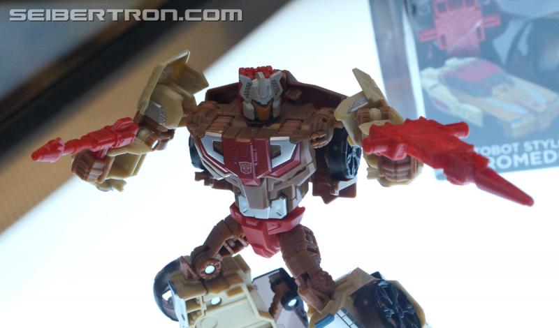 Botcon 2016: Hasbro Display: Titans Return - Transformers Event: Titans Return 130a