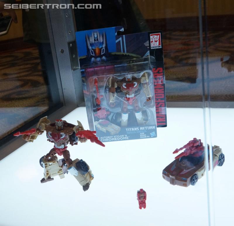 Botcon 2016: Hasbro Display: Titans Return - Transformers Event: Titans Return 131a