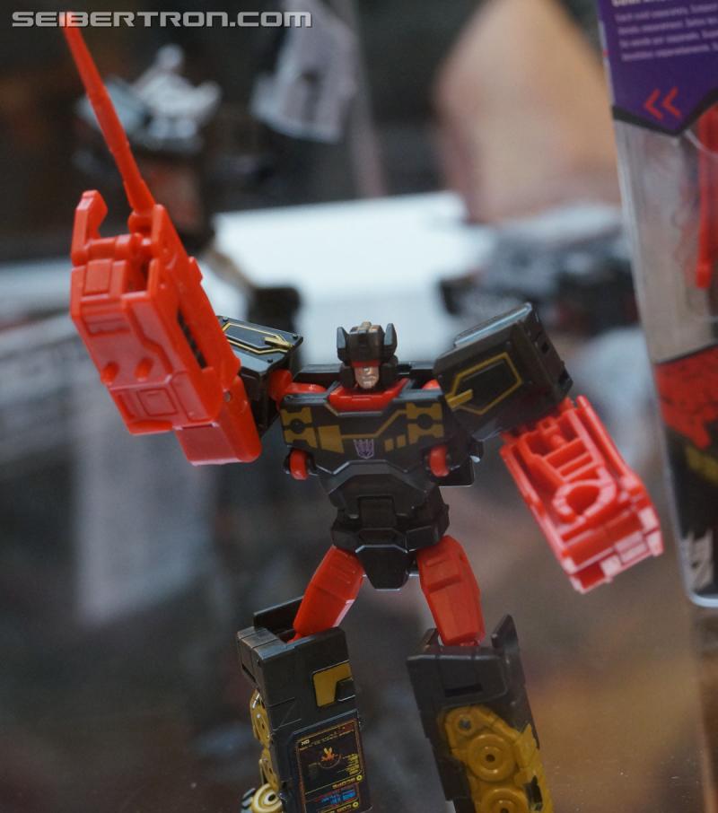 Botcon 2016: Hasbro Display: Titans Return - Transformers Event: Titans Return 137a
