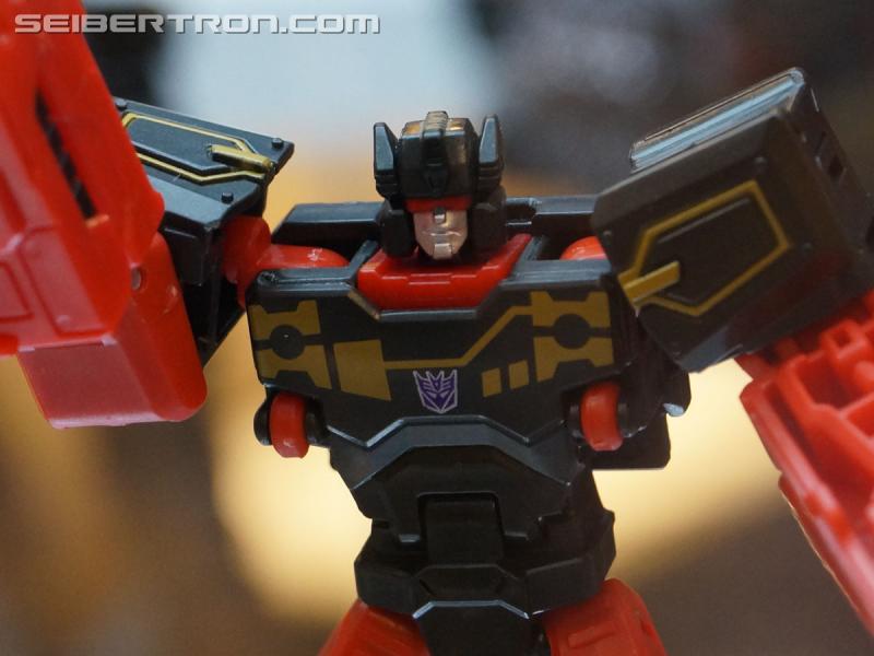 Botcon 2016: Hasbro Display: Titans Return - Transformers Event: Titans Return 139b