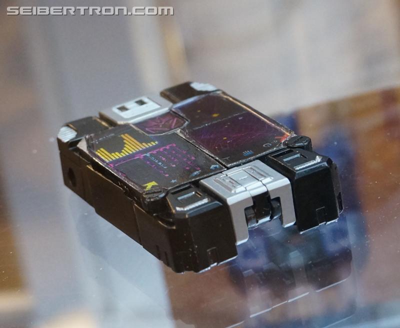 Botcon 2016: Hasbro Display: Titans Return - Transformers Event: Titans Return 145a