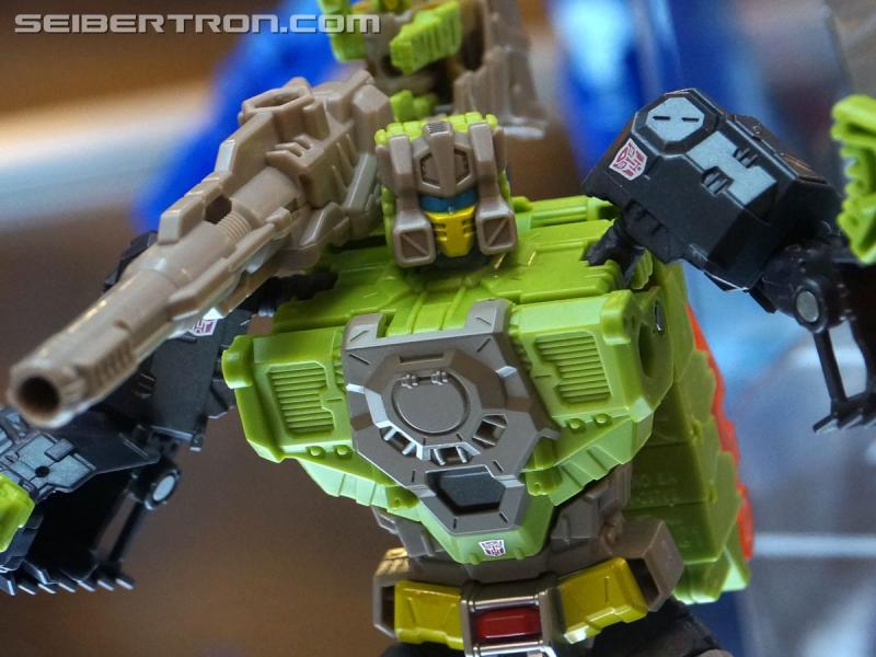 Botcon 2016: Hasbro Display: Titans Return - Transformers Event: Titans Return 159b