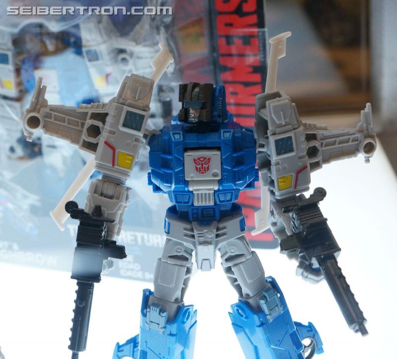 Botcon 2016: Hasbro Display: Titans Return - Transformers Event: Titans Return 171a