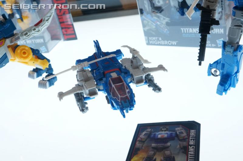 Botcon 2016: Hasbro Display: Titans Return - Transformers Event: Titans Return 172
