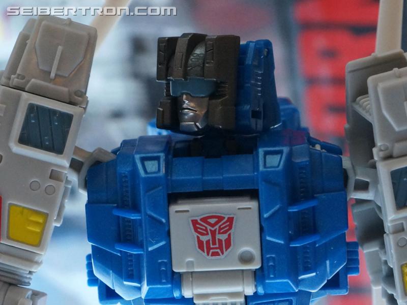 Botcon 2016: Hasbro Display: Titans Return - Transformers Event: Titans Return 173b