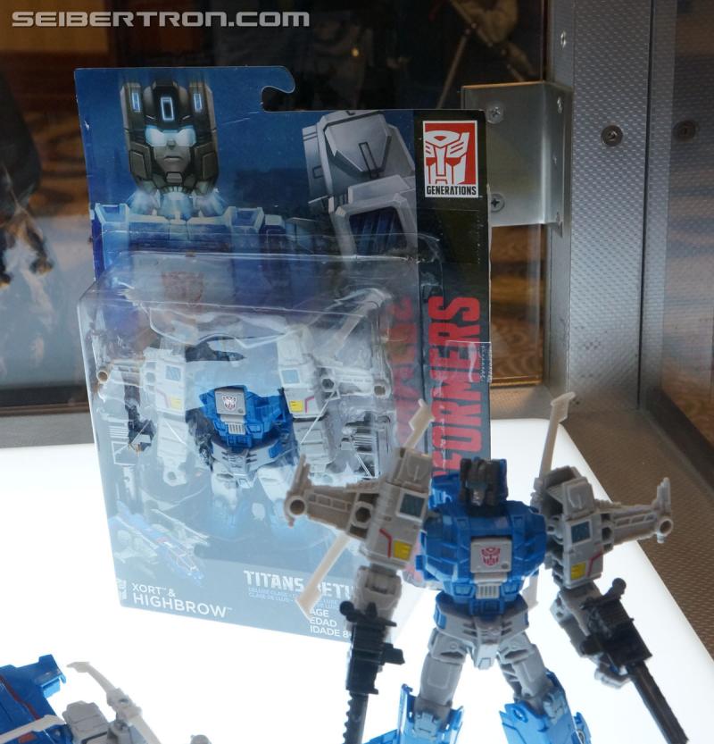 Botcon 2016: Hasbro Display: Titans Return - Transformers Event: Titans Return 176a