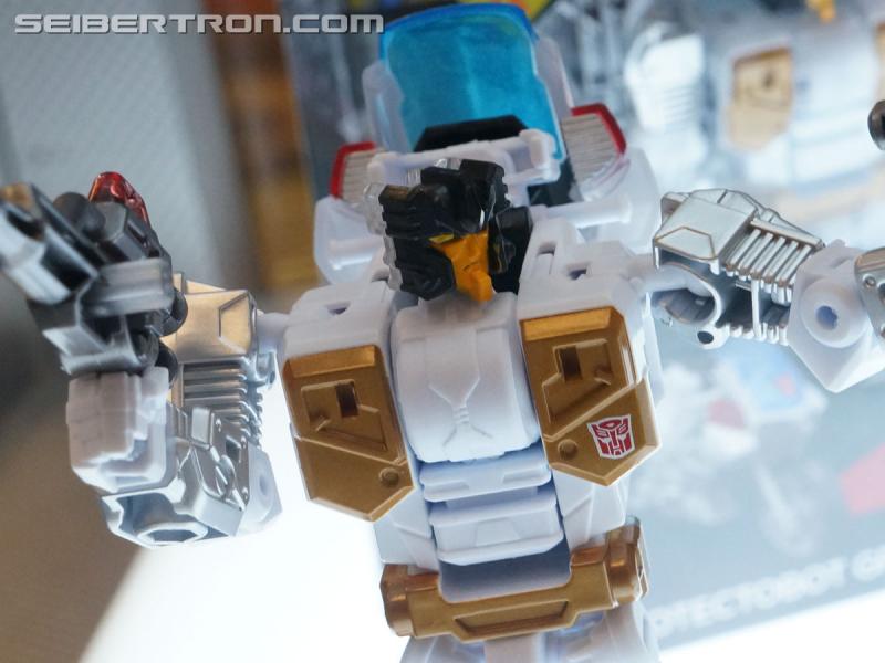 Botcon 2016: Hasbro Display: Titans Return - Transformers Event: Titans Return 180a