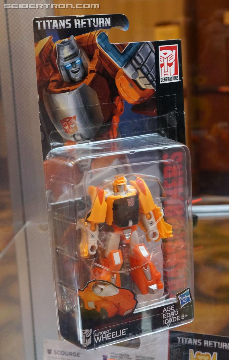 Botcon 2016: Hasbro Display: Titans Return - Transformers Event: Titans Return 191a