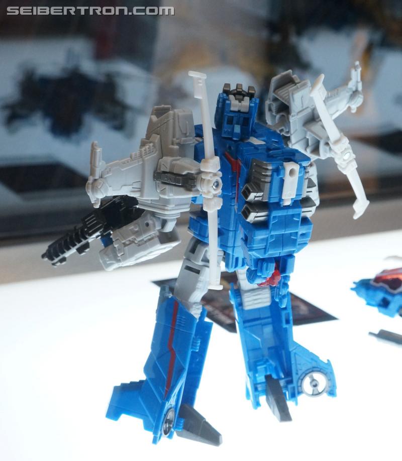 Botcon 2016: Hasbro Display: Titans Return - Transformers Event: Titans Return 209a